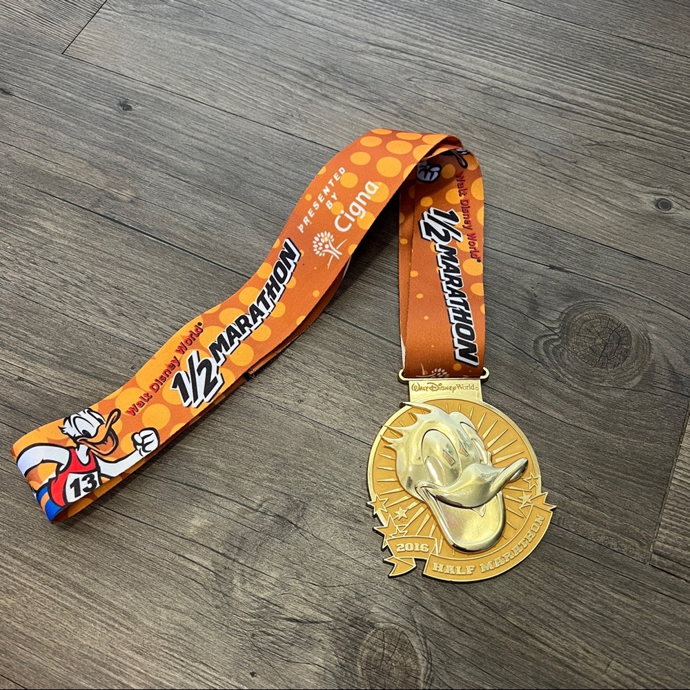 RunDisney Half Marathon 2016 Donald Medal
